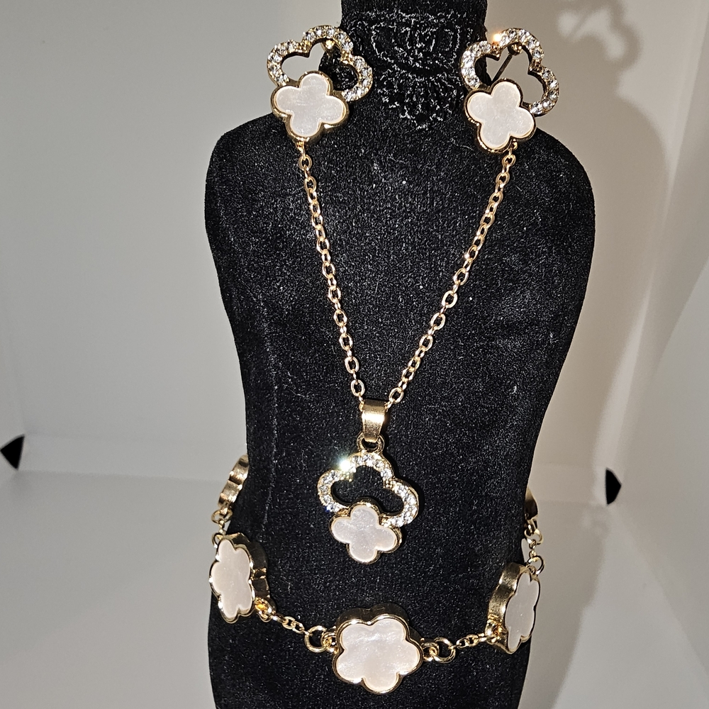 Gold and Pearly White Flower Jewelry Set of 3